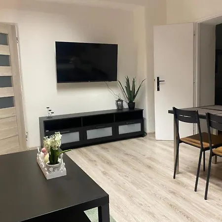 V Centre Free Parking