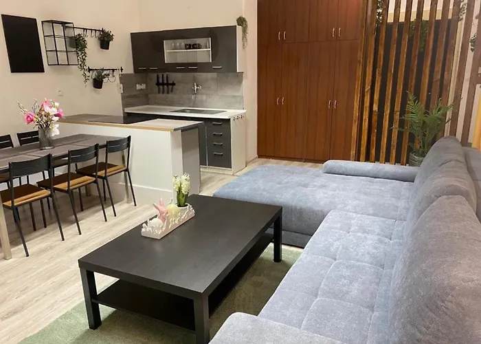 V Centre Free Parking *